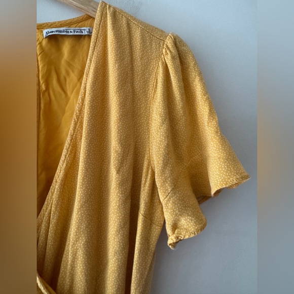 Abercrombie & Fitch Yellow and White Polka Dot Romper - Picture 6 of 7